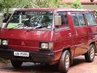 Mitsubishi Delica L300 1990