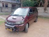 Mitsubishi Delica L400 1999