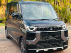 Mitsubishi Delica T Premium 2023
