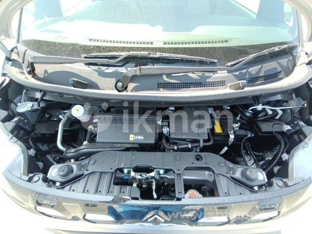 Mitsubishi Ek Space 2024 photo 4