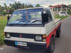 Mitsubishi L 300 1984