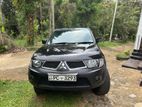 Mitsubishi L200 2011