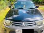 Mitsubishi L200 2011