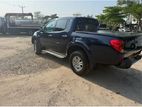 Mitsubishi L200 2015