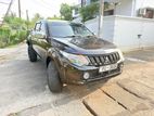 Mitsubishi L200 2016