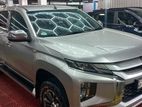 Mitsubishi L200 2020