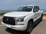 Mitsubishi L200 Triton 2025