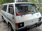 Mitsubishi L300 1982