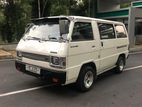 Mitsubishi L300 1985