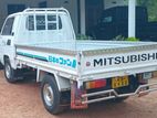 Mitsubishi L300 Lorry 1984