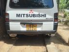Mitsubishi L300 1987