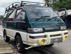 Mitsubishi L300 P25V 1996