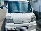 Mitsubishi Minicab 1999