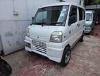 Mitsubishi Minicab 2000