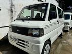 Mitsubishi Minicab 2001