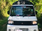 Mitsubishi Minicab 2001