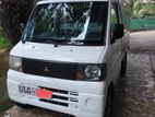 Mitsubishi Minicab 2002