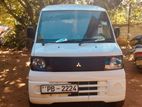 Mitsubishi Minicab 2002