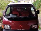 Mitsubishi Minicab 2003