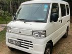 Mitsubishi Minicab 2011