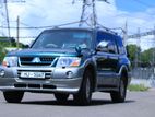 Mitsubishi Montero 2003