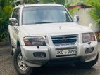 Mitsubishi Montero 2000