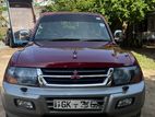 Mitsubishi Montero 2001