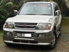 Mitsubishi Montero 2001