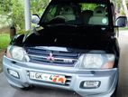 Mitsubishi Montero 2001