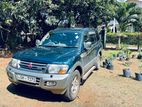 Mitsubishi Montero 2001