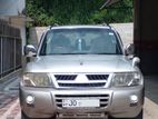 Mitsubishi Montero 2002