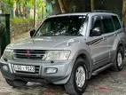 Mitsubishi Montero 2002