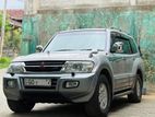 Mitsubishi Montero 2002