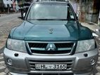 Mitsubishi Montero 2003