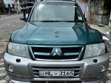 Mitsubishi Montero 2003