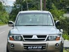 Mitsubishi Montero 2005