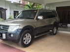 Mitsubishi Montero 2007