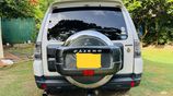 Mitsubishi Montero 2009
