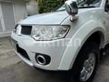 Mitsubishi Montero 2012