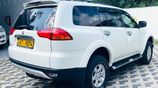 Mitsubishi Montero 2012