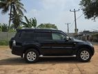 Mitsubishi Montero 2013