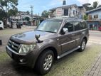 Mitsubishi Montero 2013