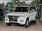 Mitsubishi Montero 2013