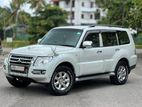 Mitsubishi Montero 2013