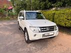 Mitsubishi Montero 2013