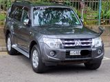 Mitsubishi Montero 2013