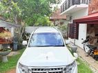 Mitsubishi Montero 2013
