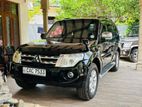 Mitsubishi Montero 2013
