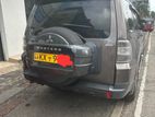 Mitsubishi Montero 2014