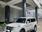 Mitsubishi Montero 2015